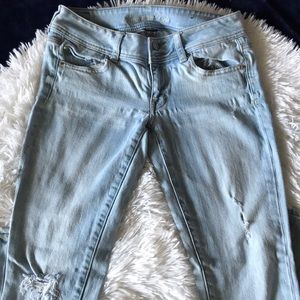 American Eagle Outfitter’s Light Blue Stretch Skinny Jeans